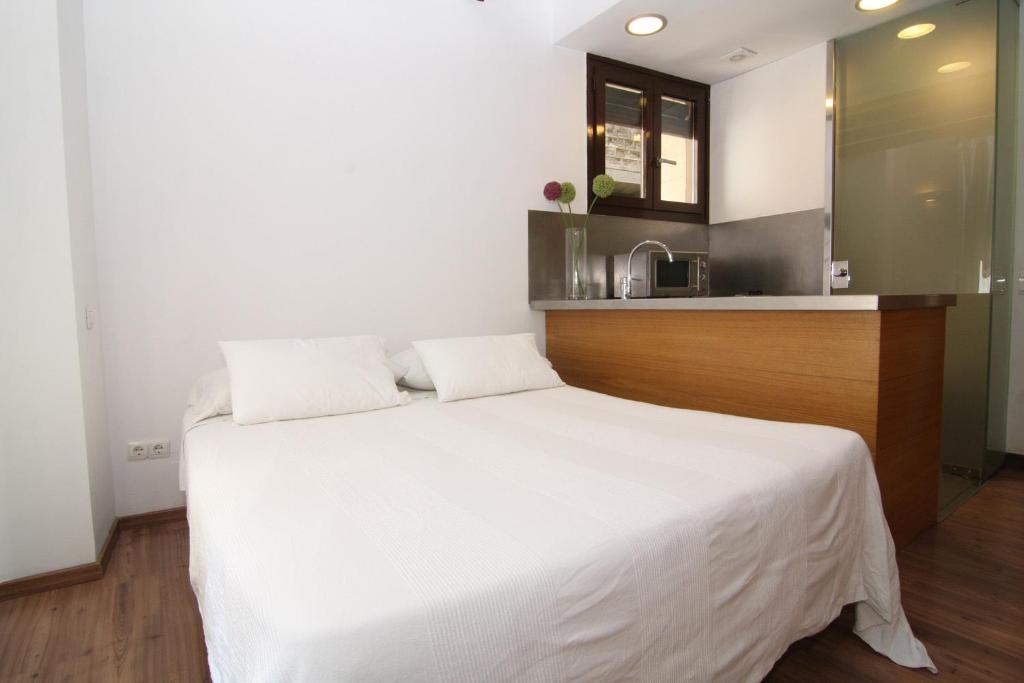 Bcn2Stay Apartments — Photos 3